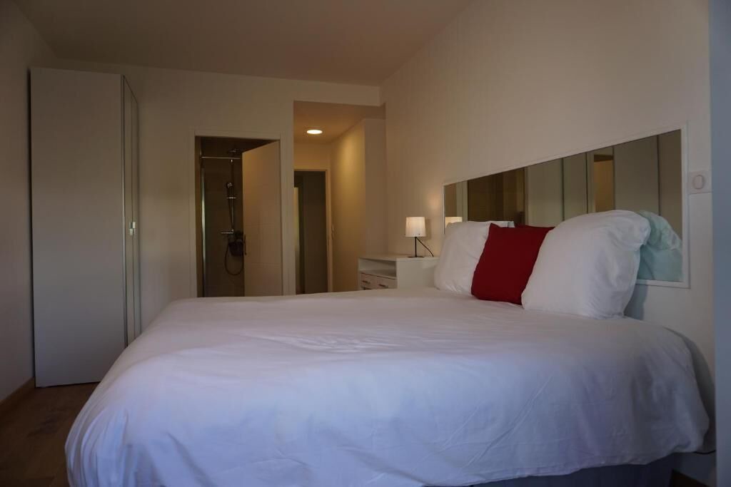 Photo of Bedroom in 17th Arrondissement Batignolles-Monceau