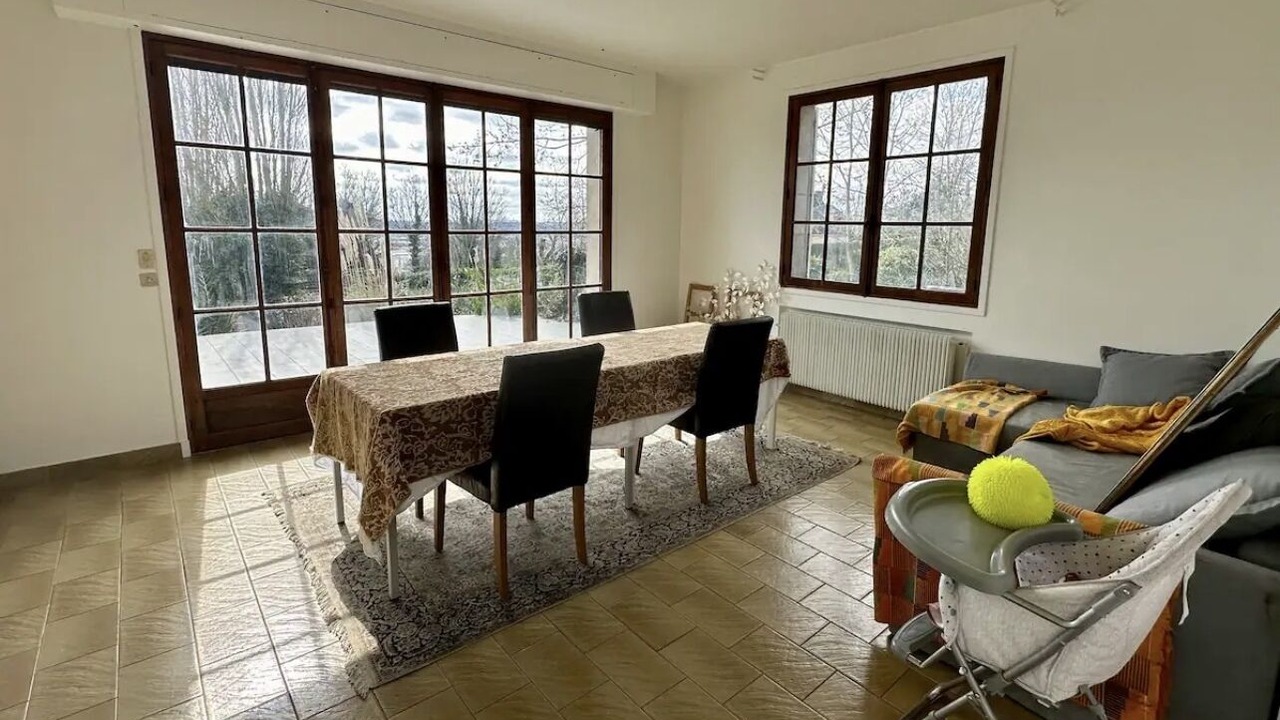 Photo of Livingroom in Mezy-sur-Seine