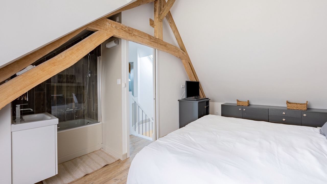Photo of Bedroom in Verton
