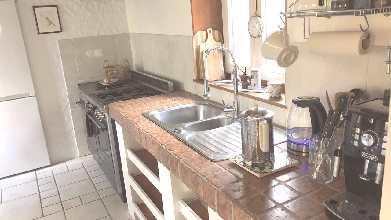 Photo of Kitchen in Taintrux