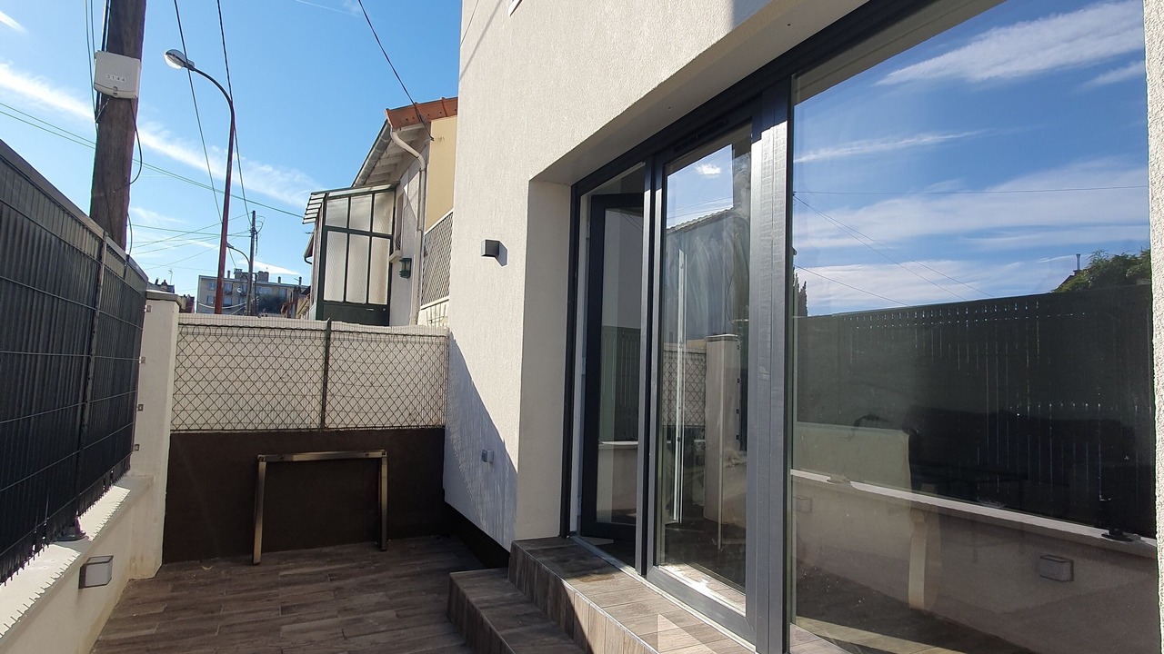 Photo of Outdoor in Colombes