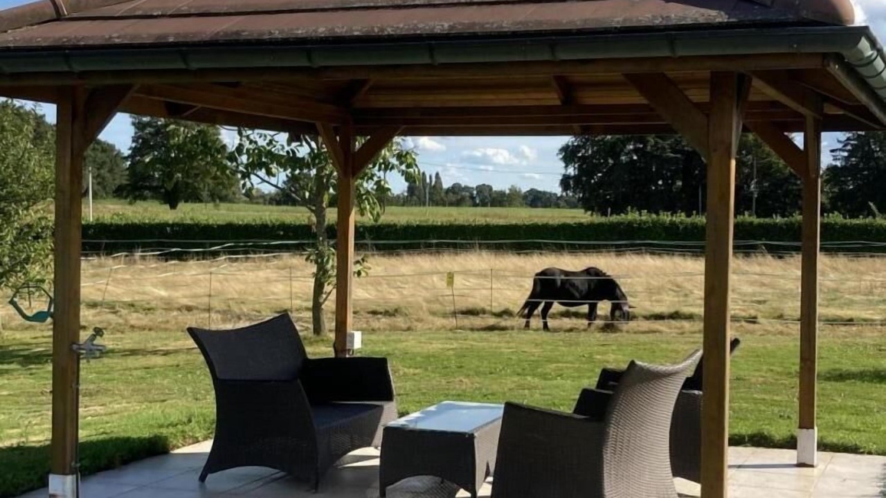 Photo of Outdoor in Romenay