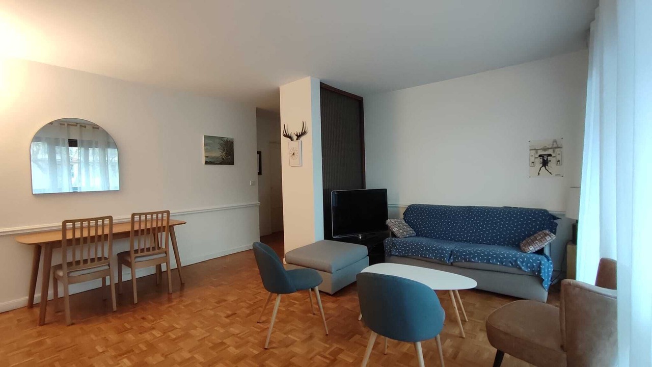 Photo of Livingroom in Chaville