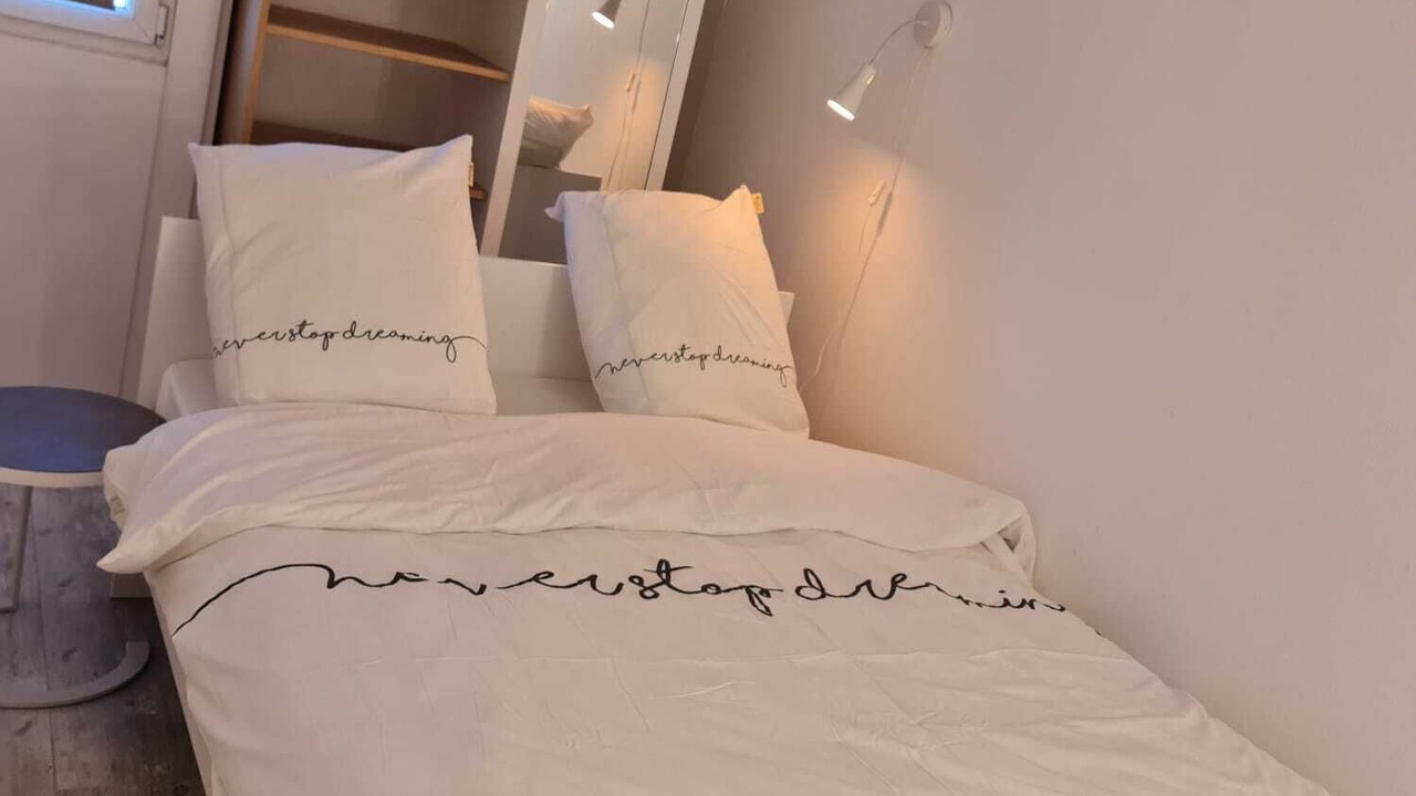 Photo of Bedroom in Mons-en-Baroeul