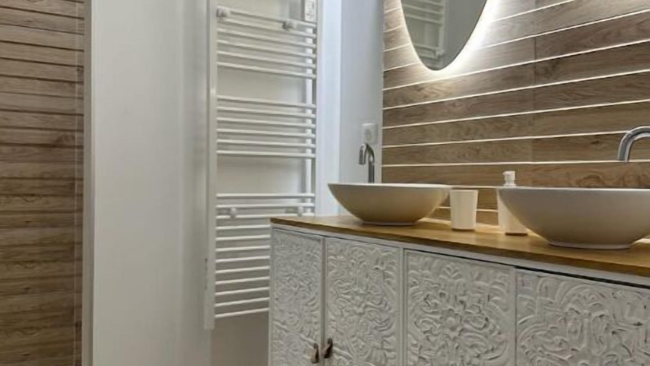 Photo of Bathroom in Conde-Sainte-Libiaire
