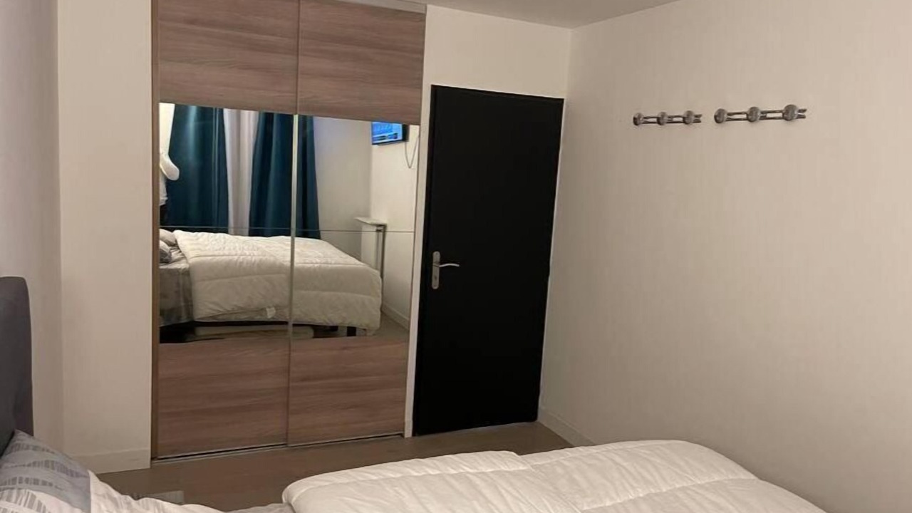 Photo of Bedroom in Saint-Gratien