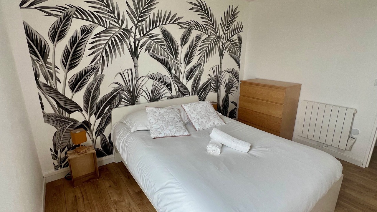 Photo of Bedroom in Port
