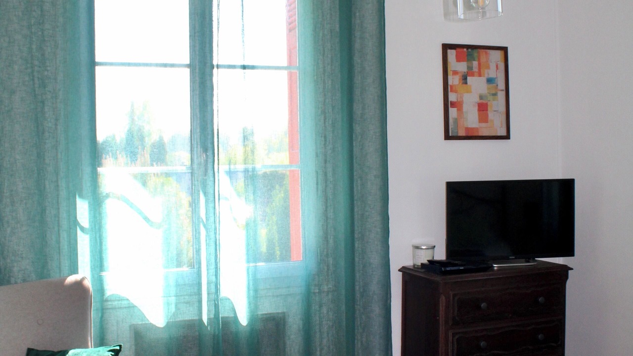 Photo of Bedroom in Houdetot