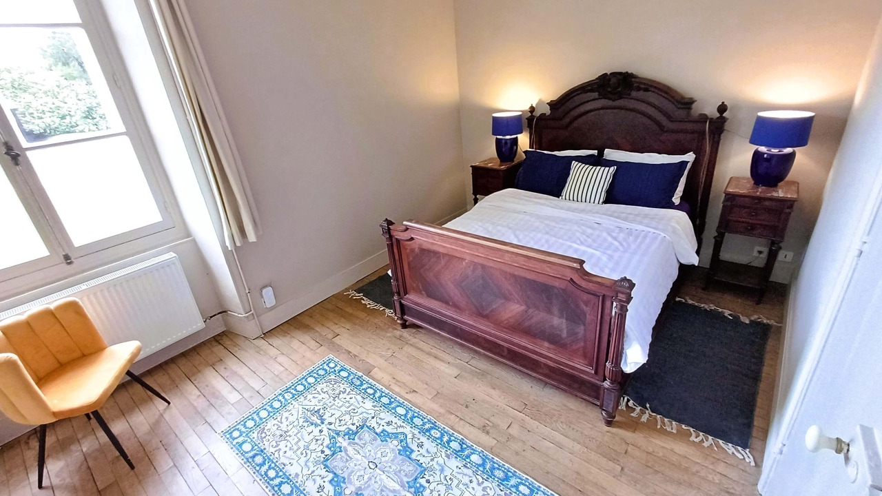 Photo of Bedroom in Ocquerre