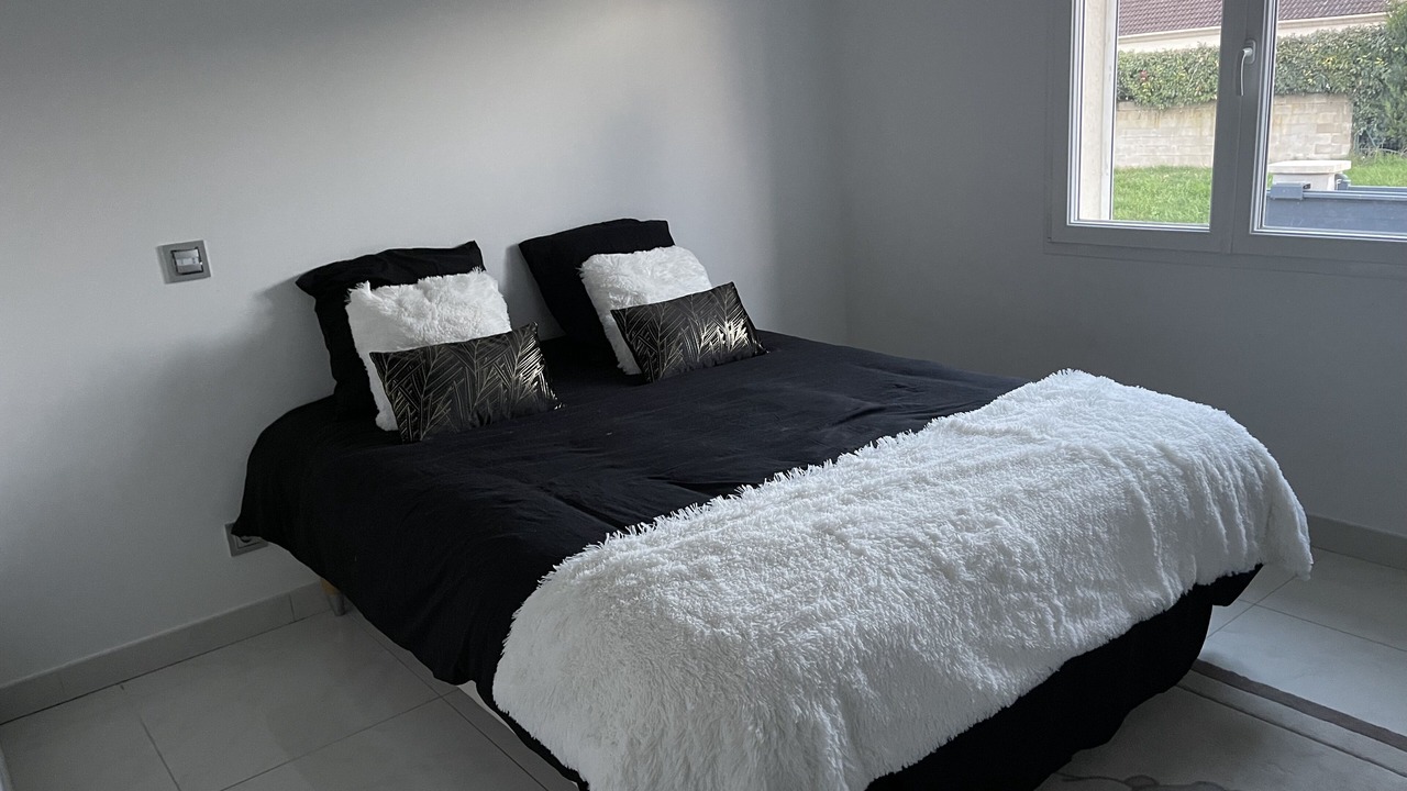 Photo of Bedroom in Cauroy-les-Hermonville