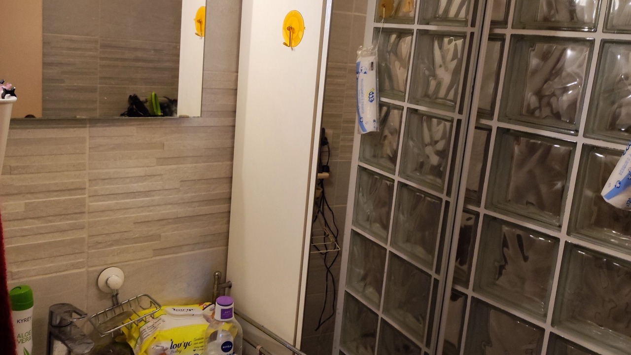 Photo of Bathroom in Le Blanc-Mesnil