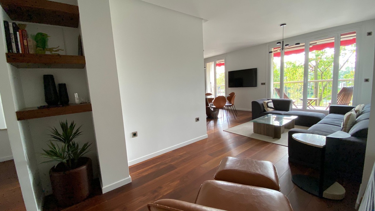Photo of Livingroom in Issy-les-Moulineaux