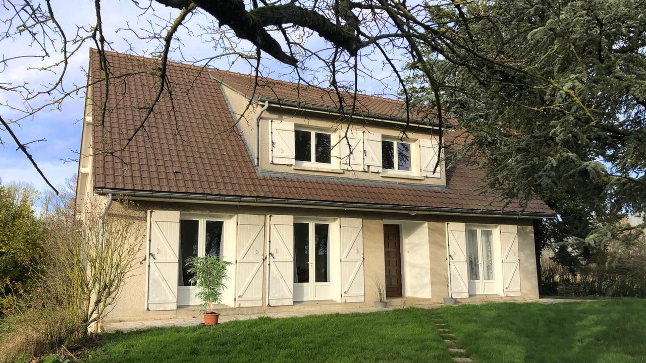 Photo of Outdoor in Saint-Remy-la-Vanne