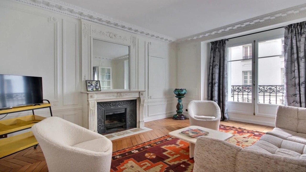 Photo of Livingroom in Notre-Dame-des-Champs