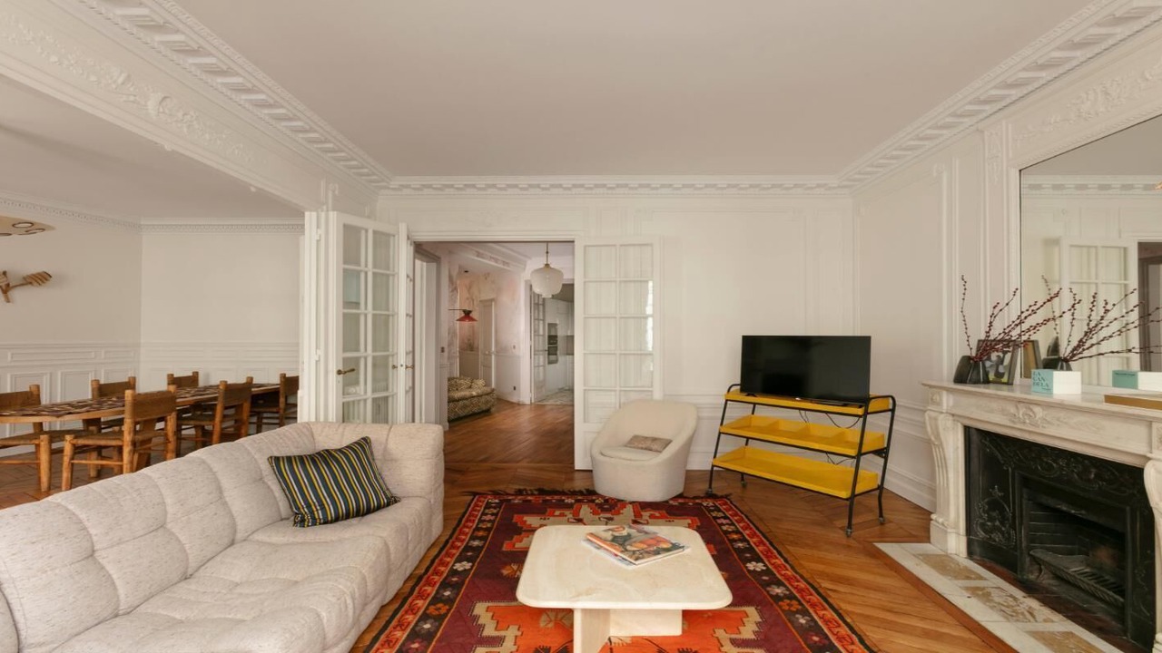 Photo of Livingroom in Notre-Dame-des-Champs