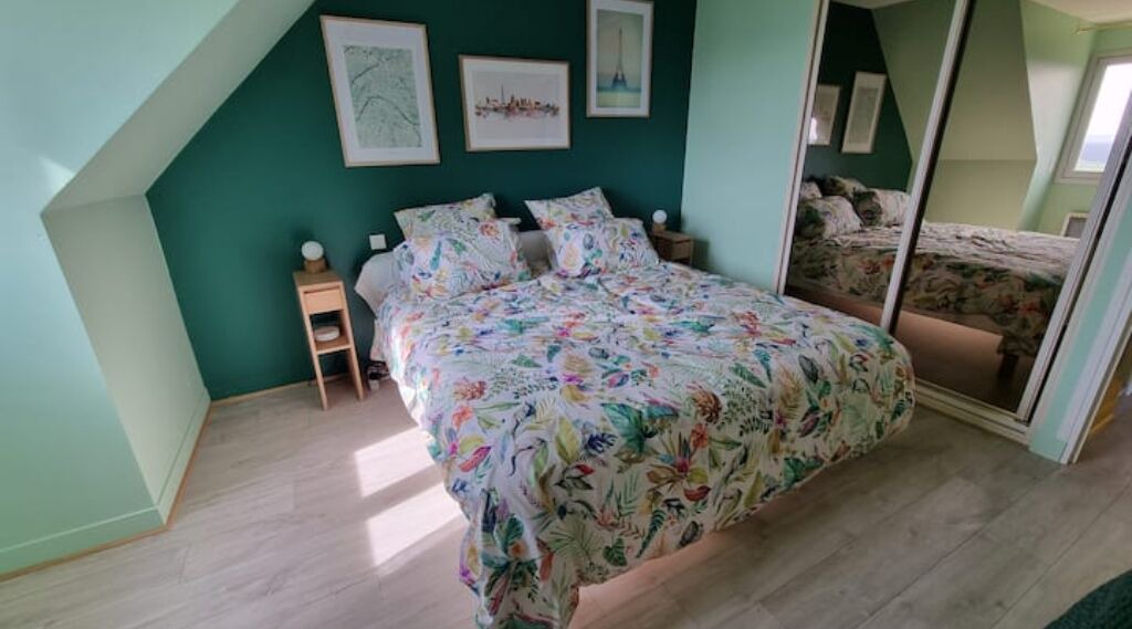 Photo of Bedroom in Vaux-sur-Seine
