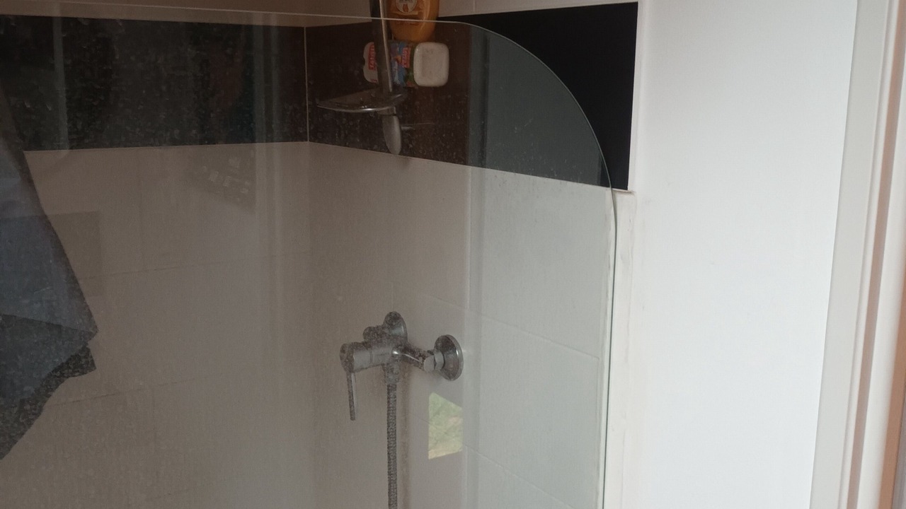 Photo of Bathroom in Cuigy-en-Bray