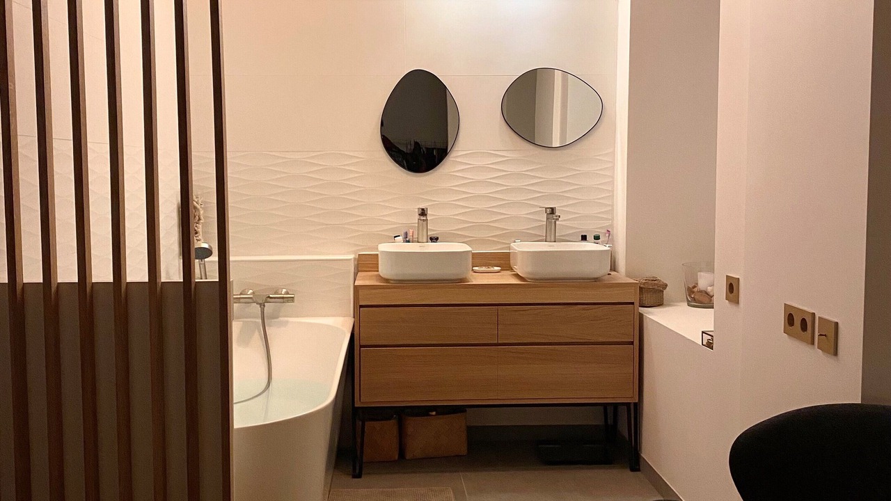 Photo of Bathroom in Notre-Dame