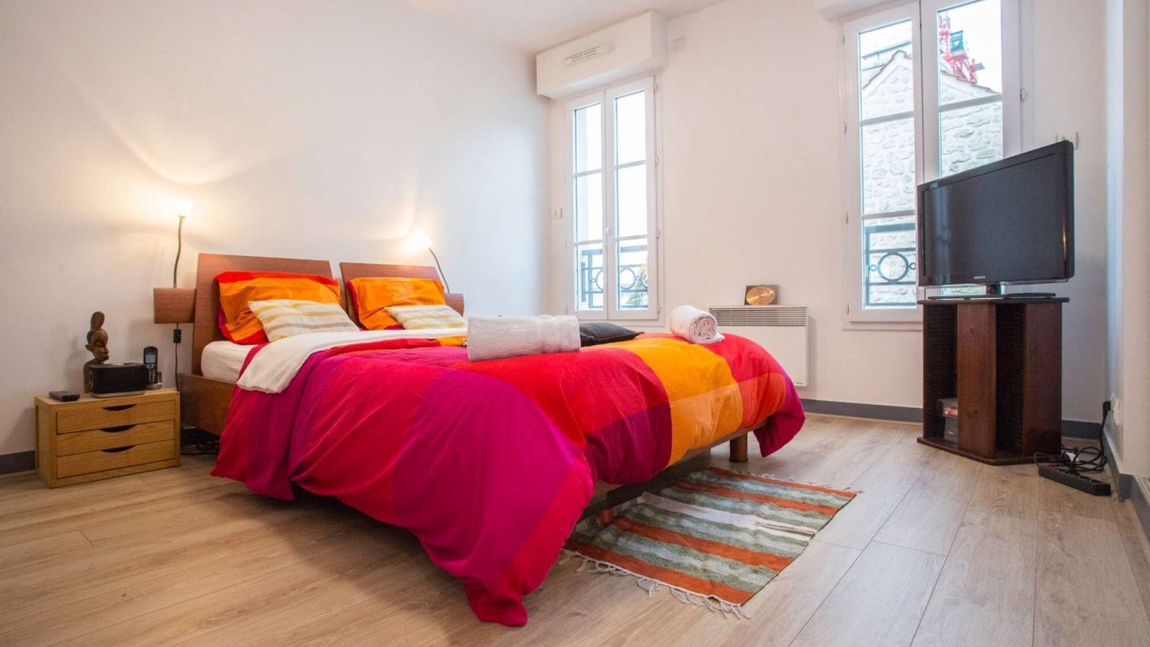 Photo of Bedroom in Colombes