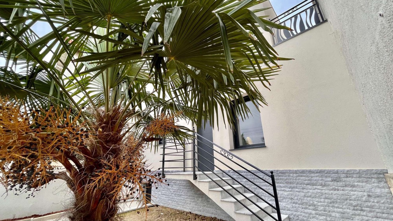 Photo of Outdoor in Vanves