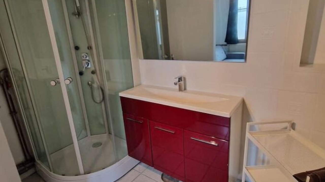 Photo of Bathroom in Picquigny