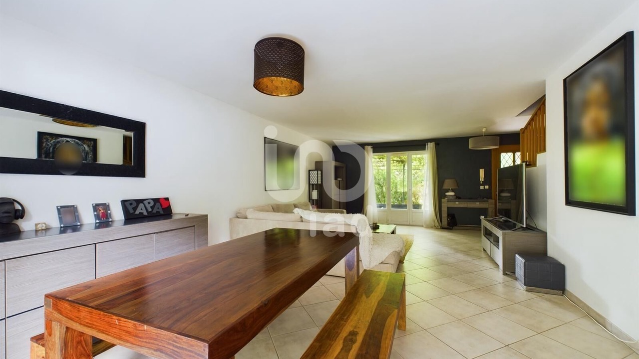 Photo of Livingroom in Rubelles