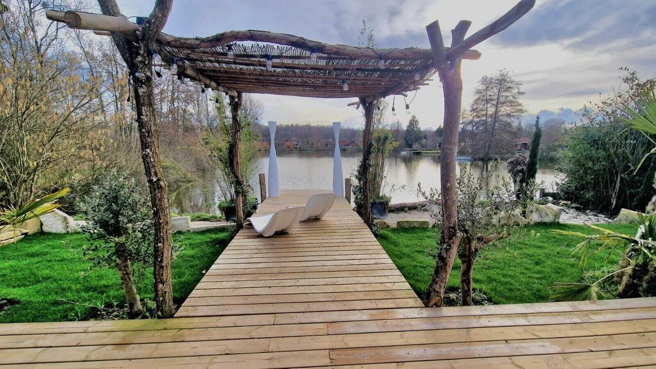 Photo of Outdoor in Prouilly