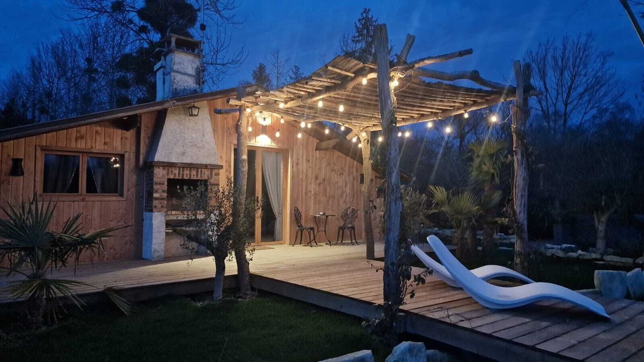Photo of Patio Balcony in Prouilly