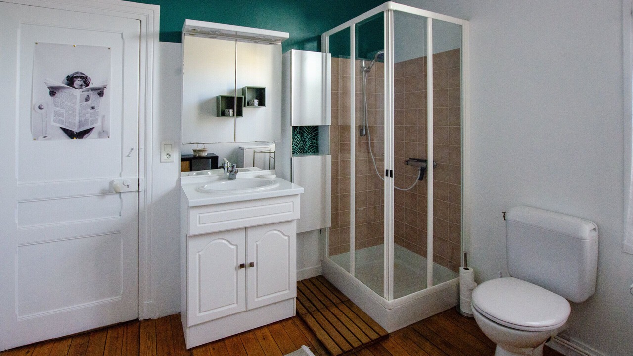 Photo of Bathroom in Offranville