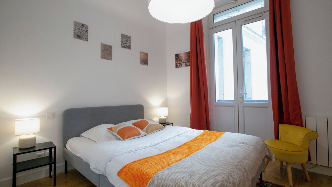 Photo of Bedroom in 13th Arrondissement