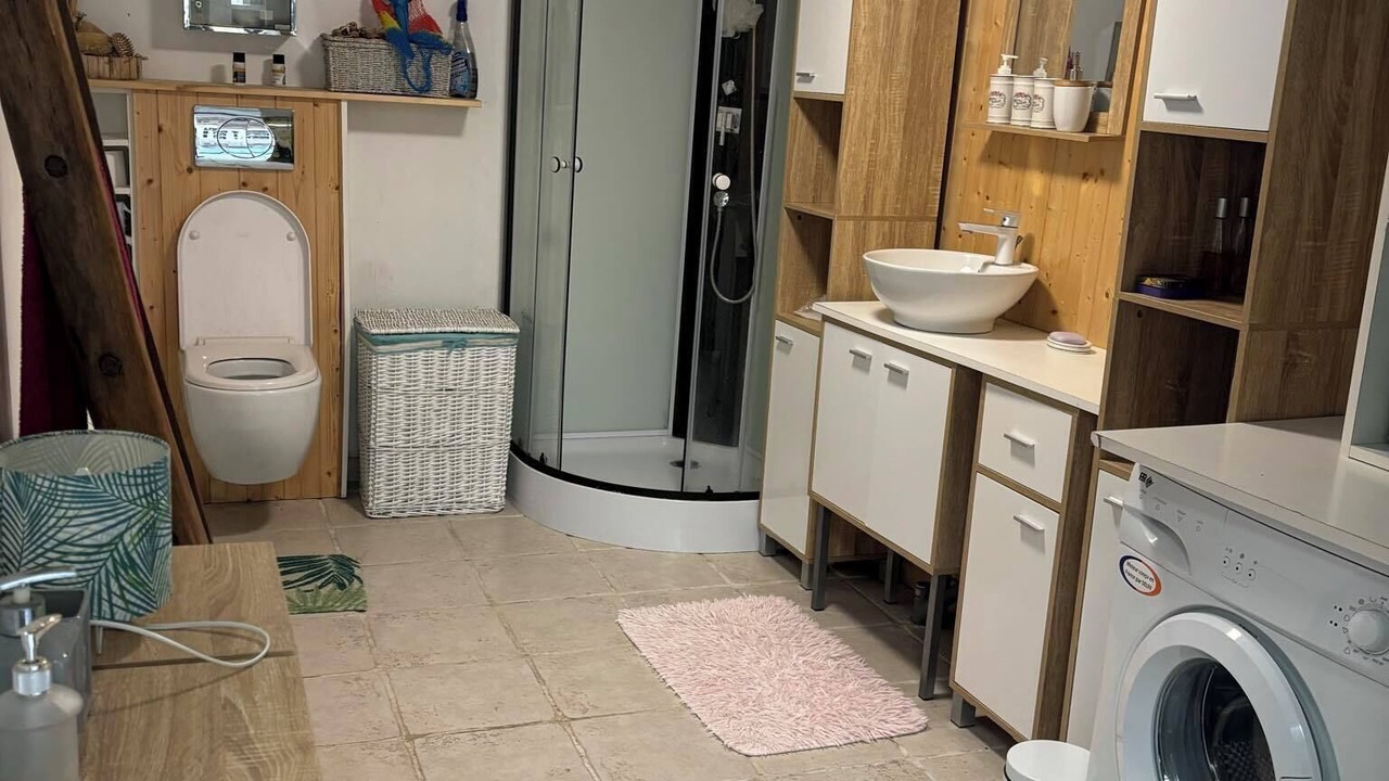 Photo of Bathroom in Egreville