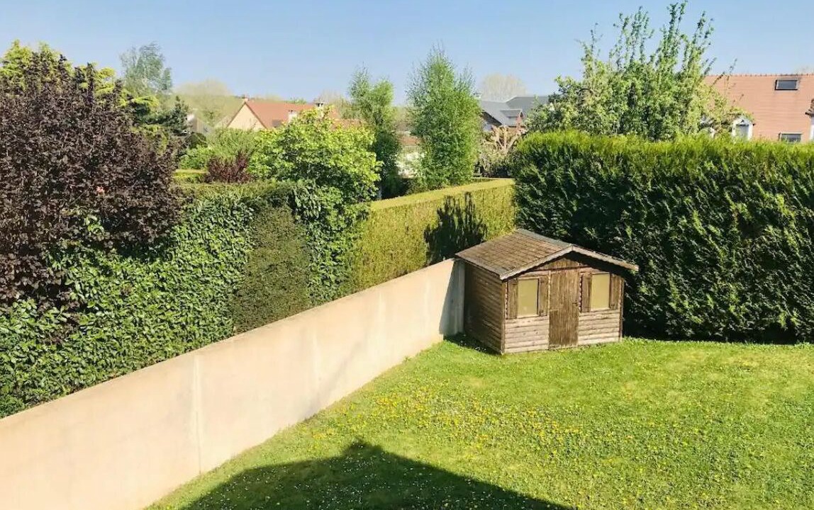 Photo of Outdoor in Saint-Nom-la-Breteche