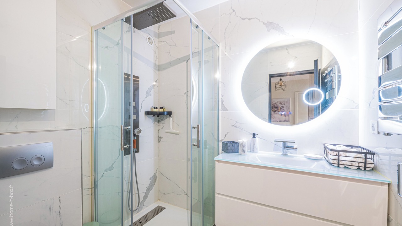 Photo of Bathroom in Levallois-Perret