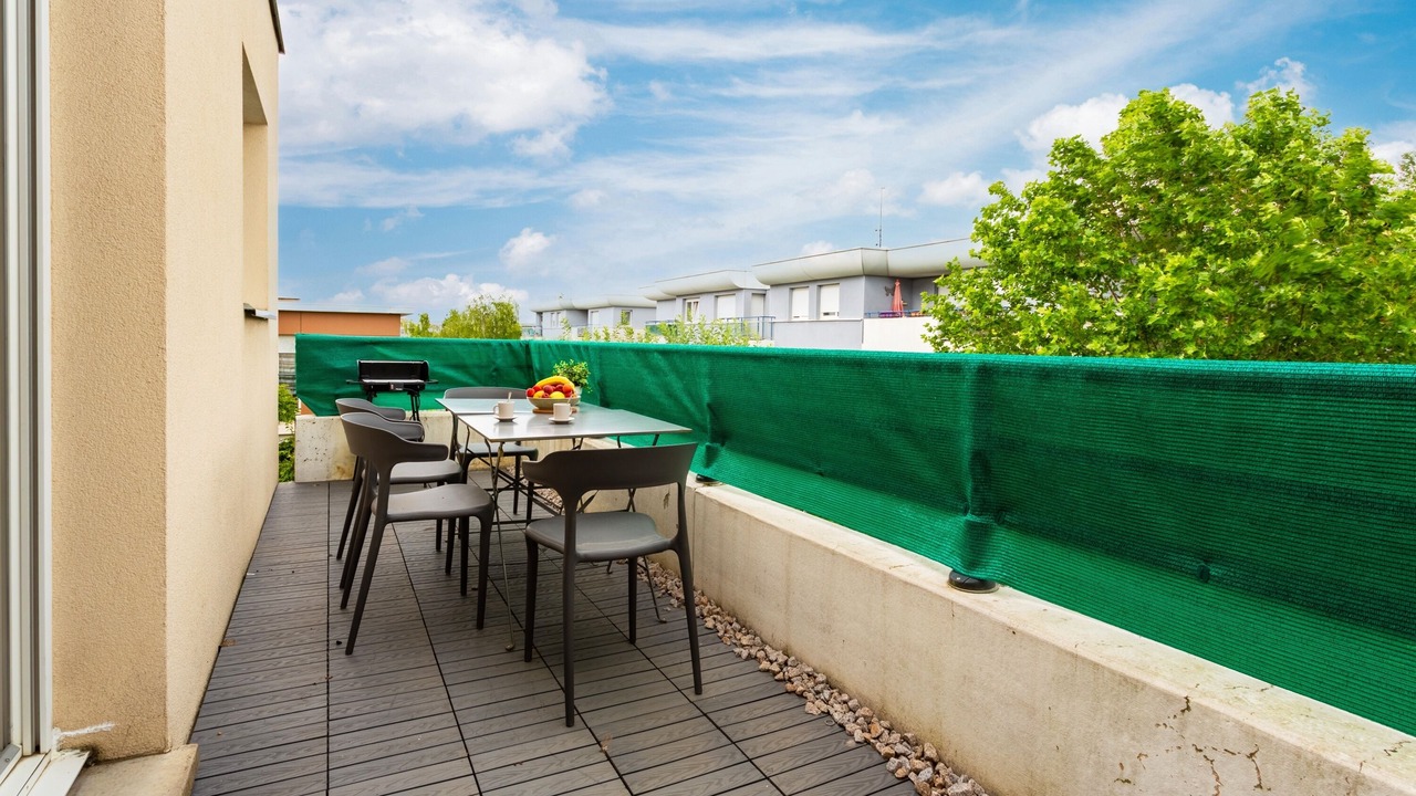 Photo of Outdoor in Poteries