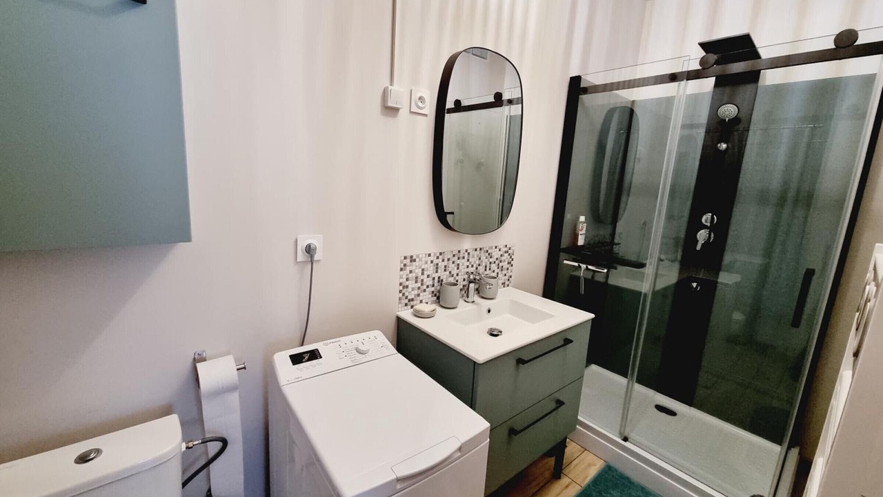 Photo of Bathroom in Iwuy