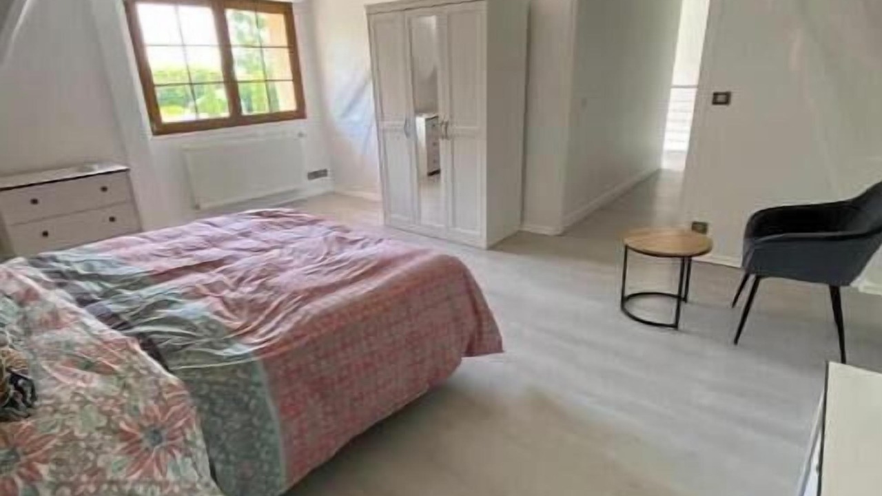 Photo of Bedroom in Chatillon-sur-Morin