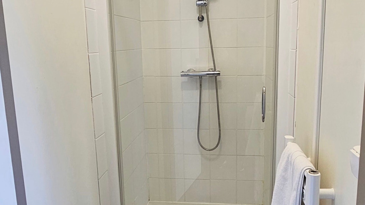 Photo of Bathroom in Dieppe
