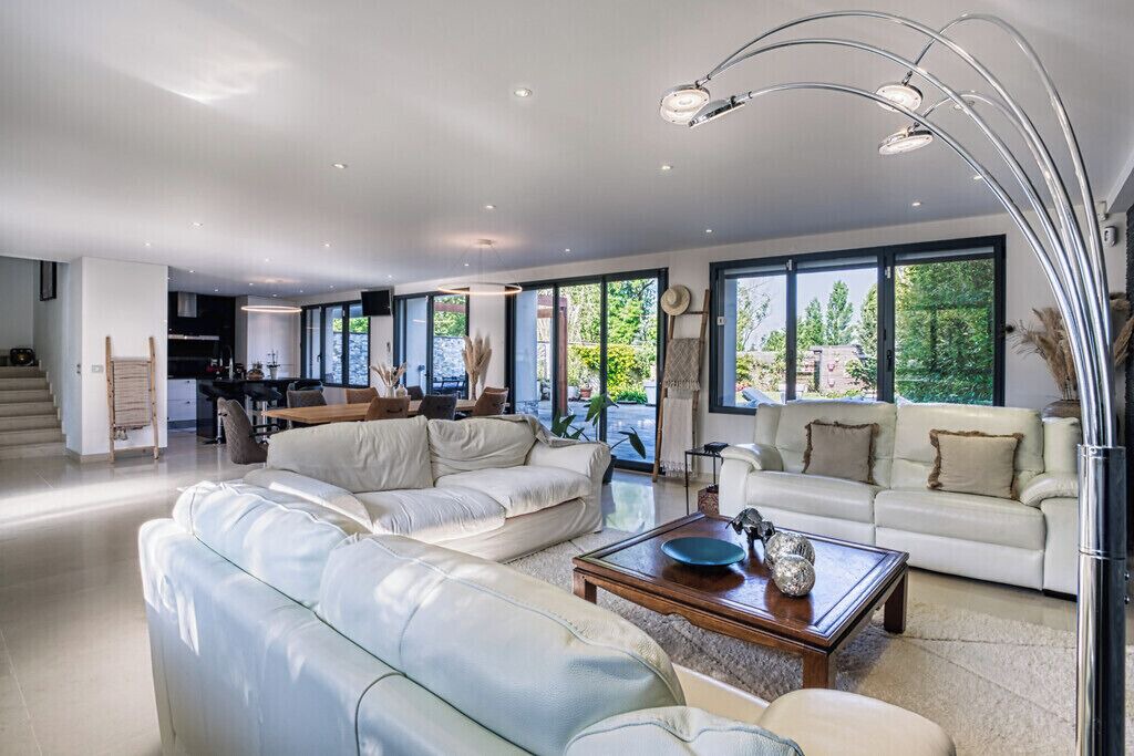Photo of Livingroom in Jouars-Pontchartrain