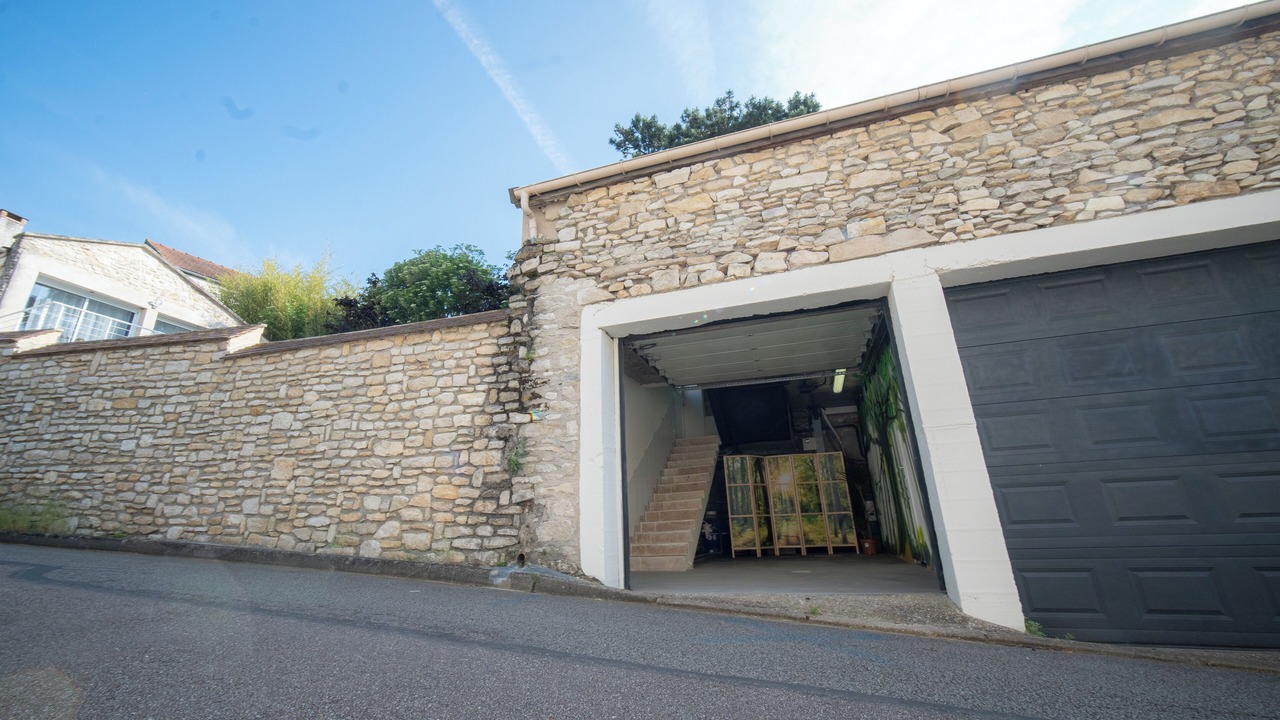 Photo of Outdoor in Fontenay-Saint-Pere