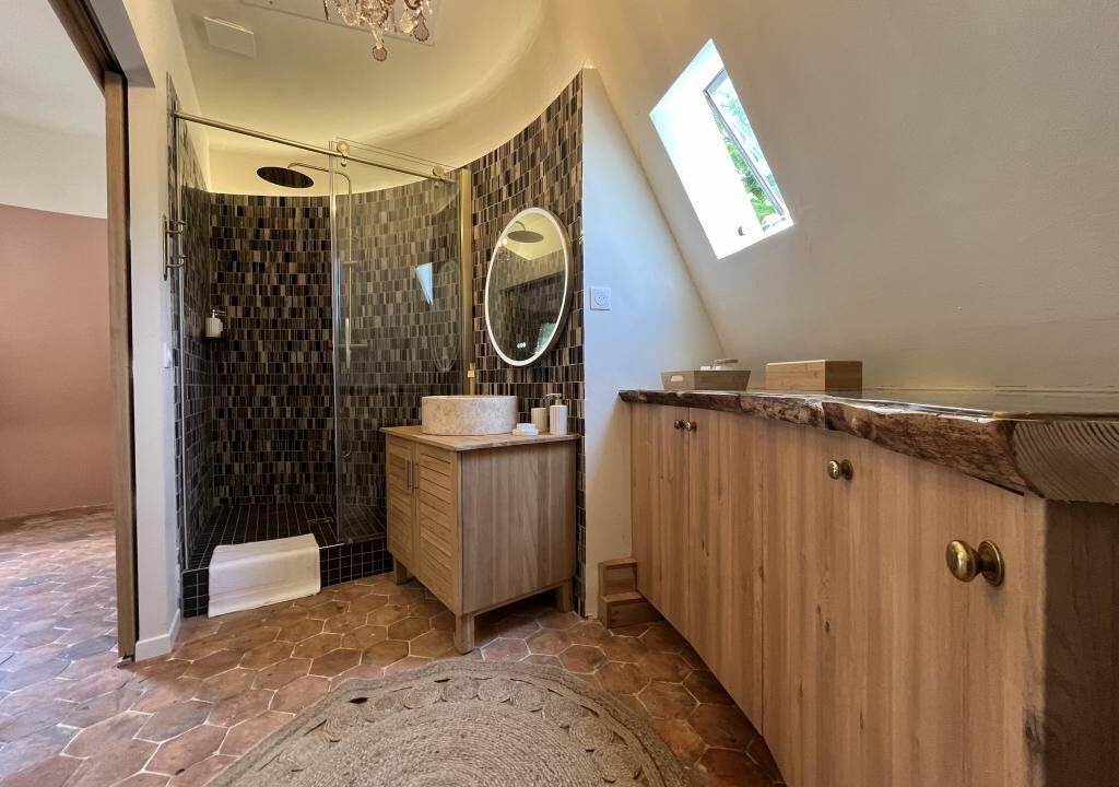 Photo of Bathroom in Croissy-Beaubourg