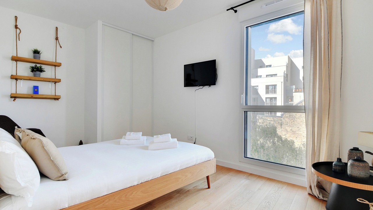 Photo of Bedroom in Clichy