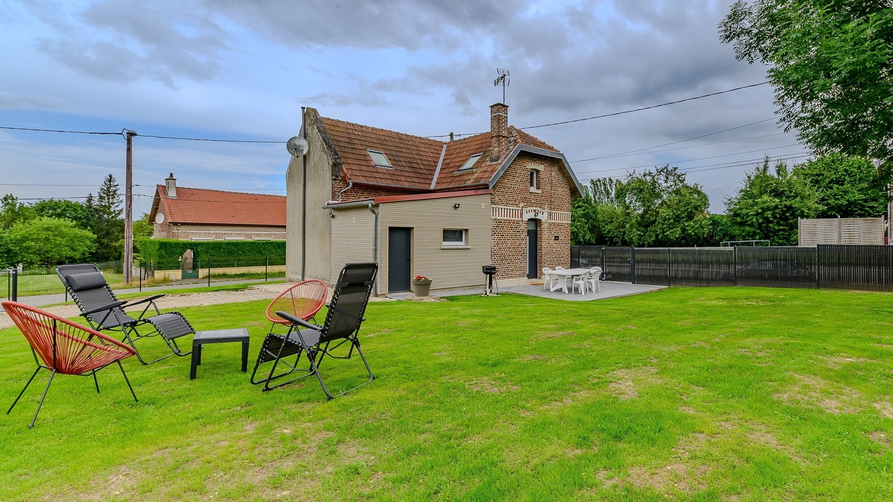 Photo of Outdoor in Maissemy