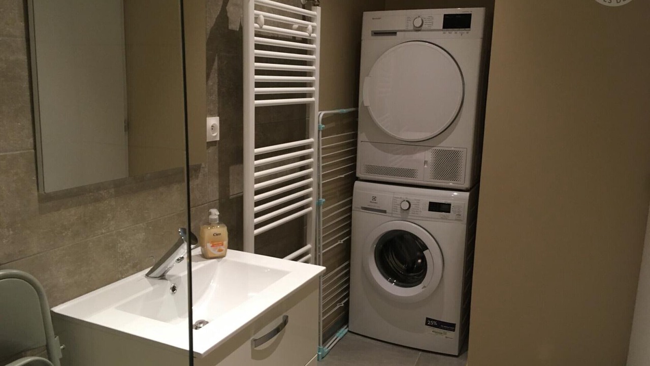 Photo of Bathroom in Aniche