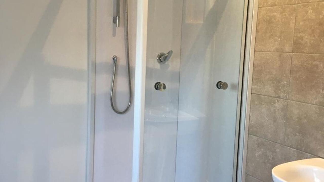 Photo of Bathroom in Aniche