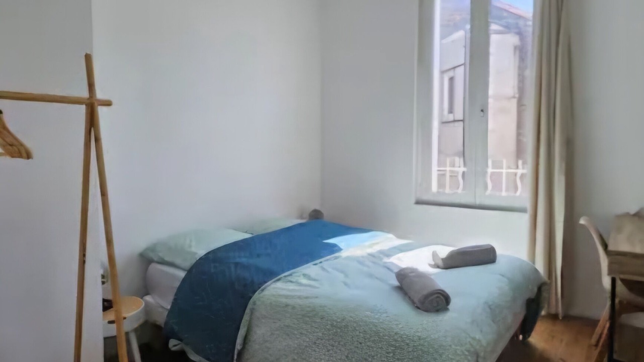 Photo of Bedroom in Anatole France Danton