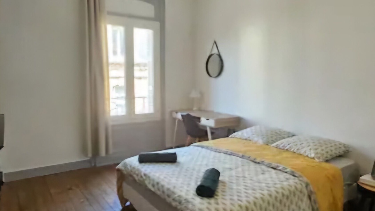 Photo of Bedroom in Anatole France Danton
