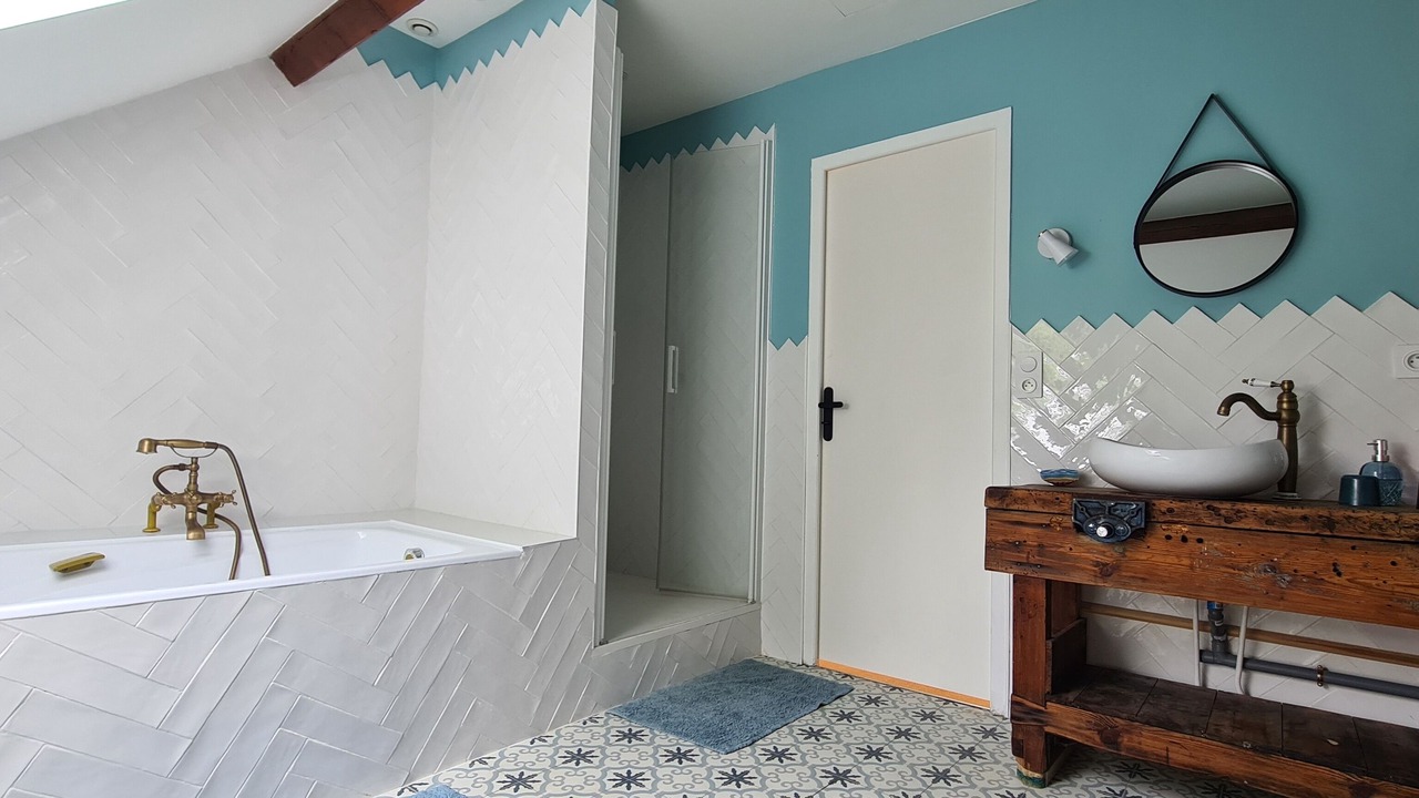 Photo of Bathroom in Les Essarts-le-Roi