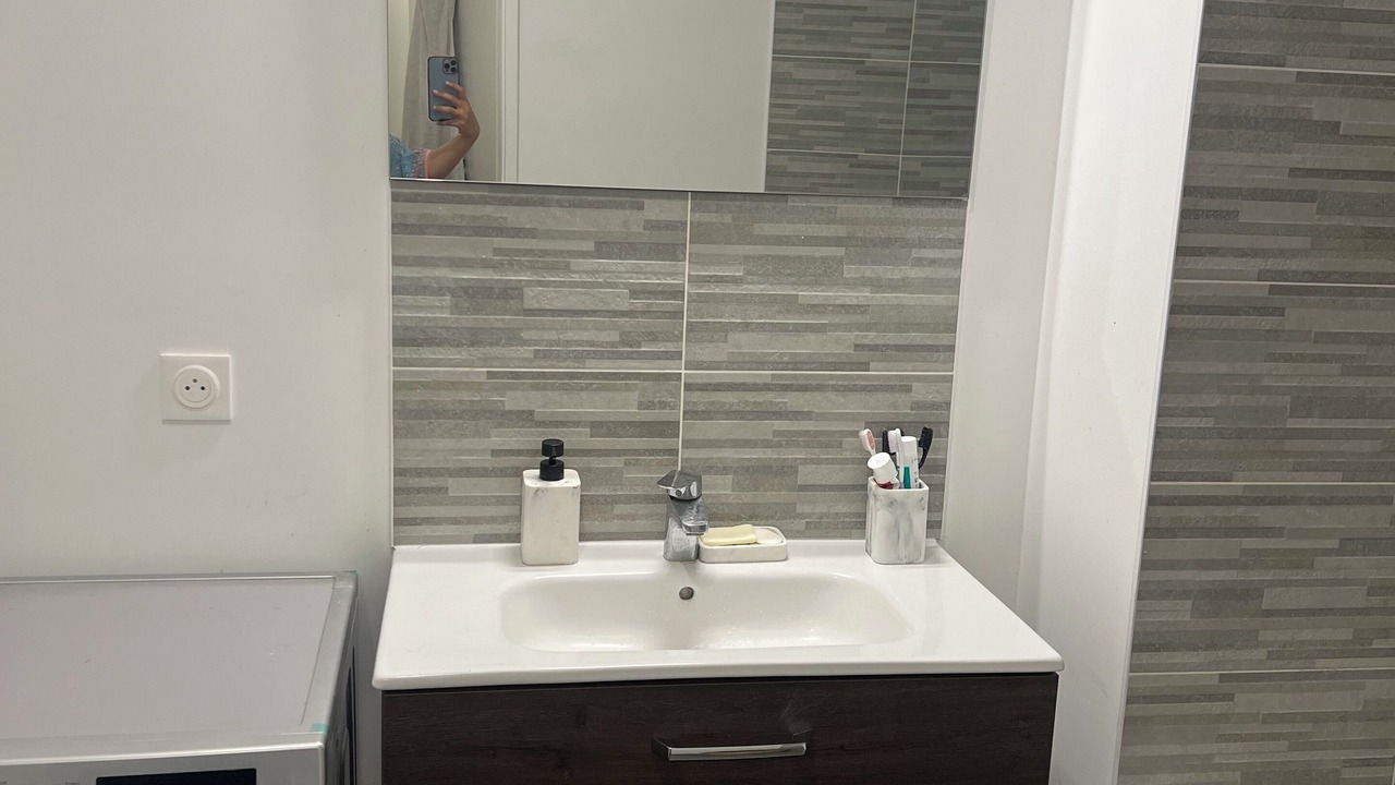 Photo of Bathroom in Saint-Gratien