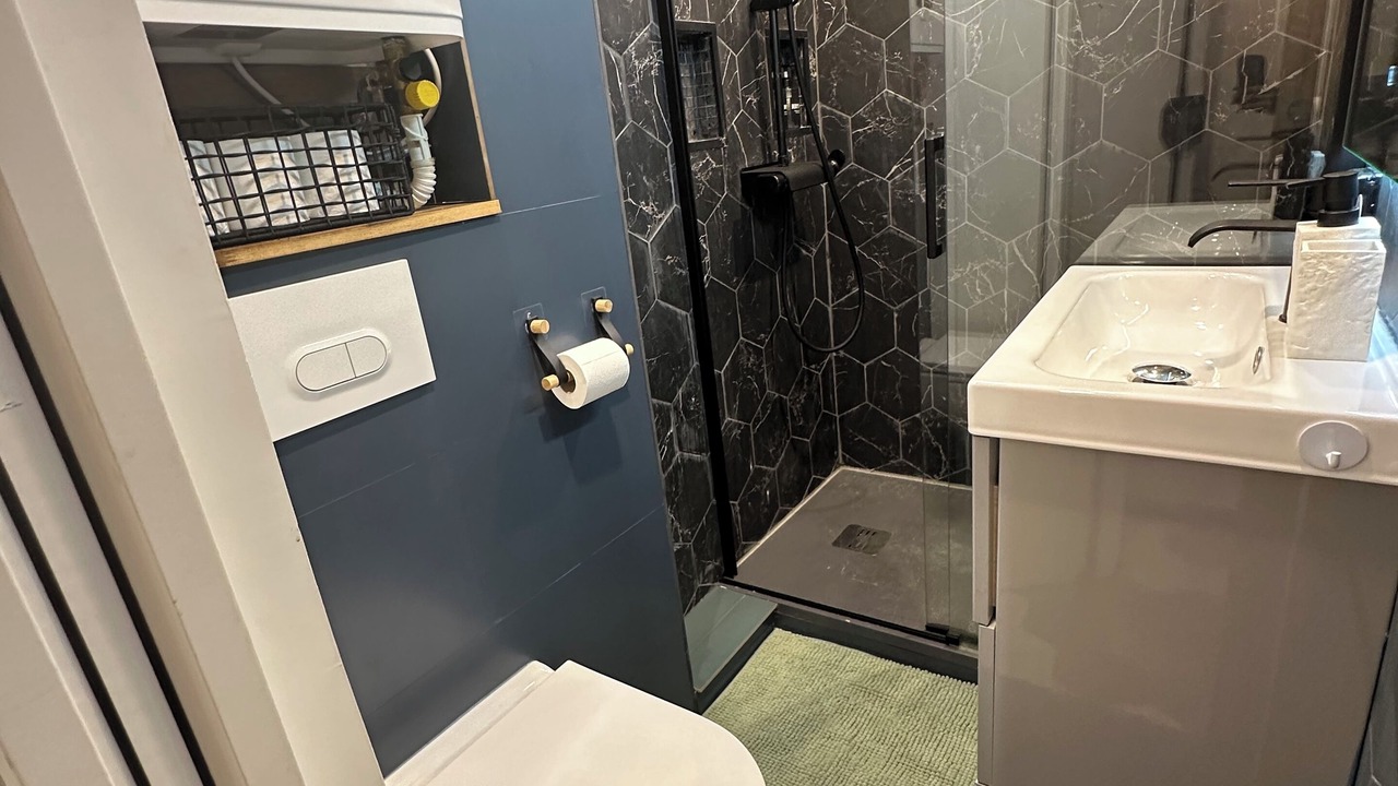 Photo of Bathroom in Quartier de la Goutte-d'Or