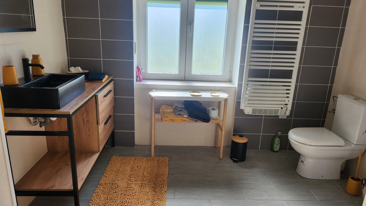 Photo of Bathroom in Bining